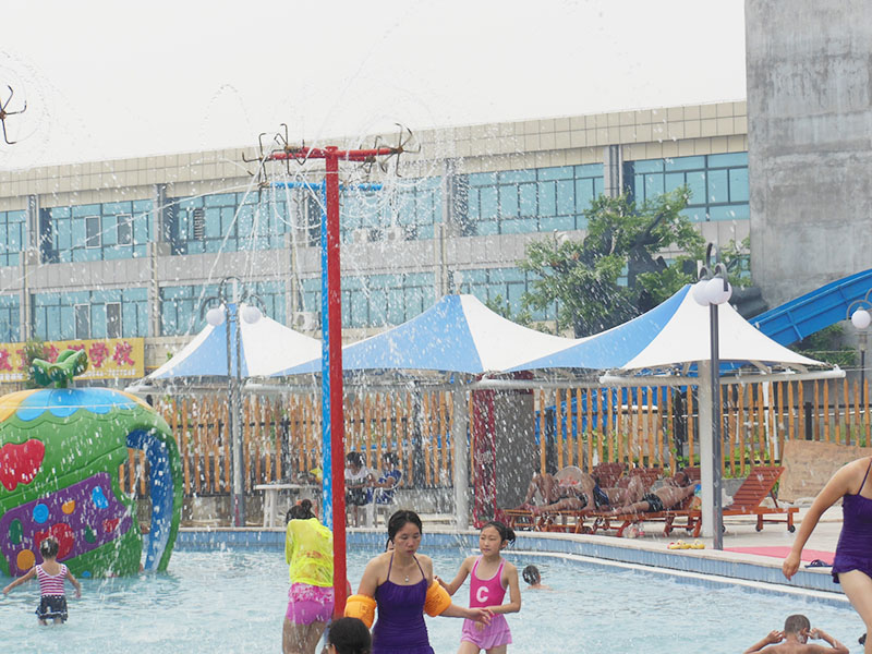 東營萬象游樂園膜結(jié)構(gòu)遮陽傘